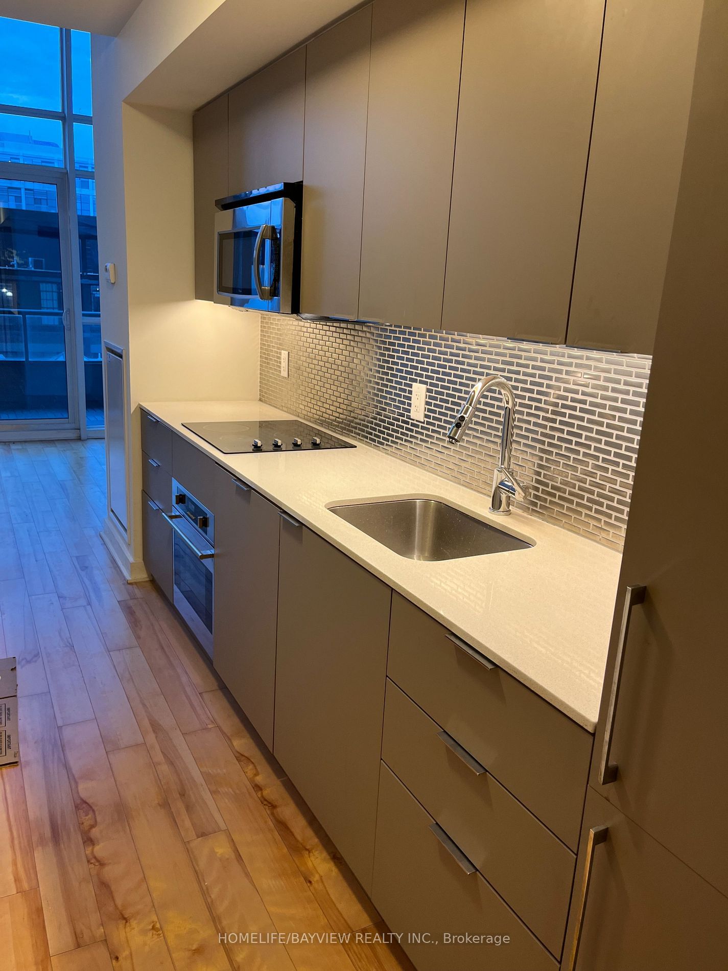 5 Hanna Ave, unit 424 for rent