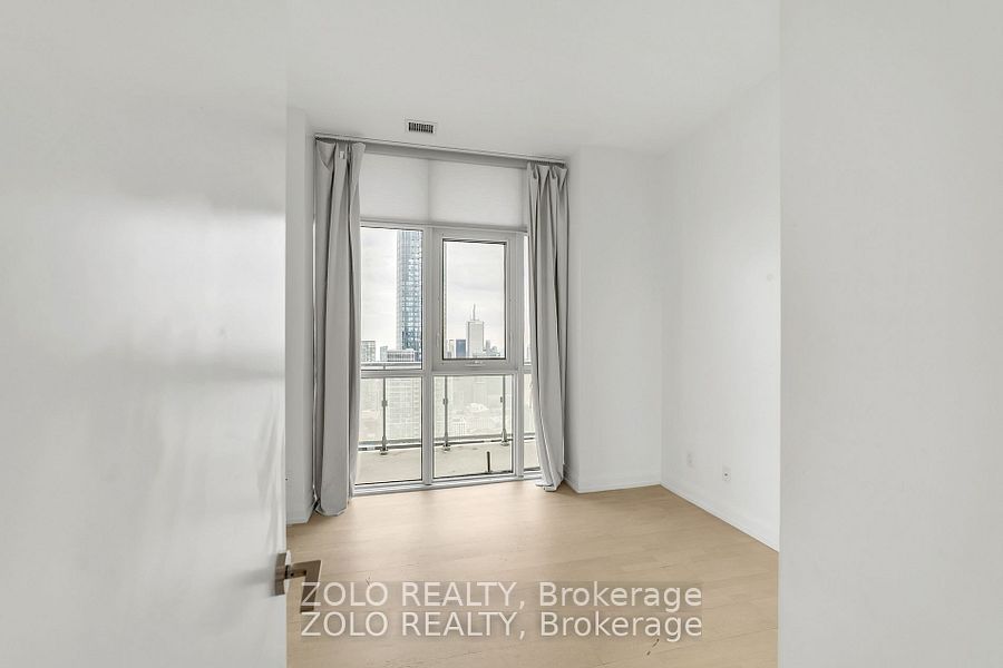 7 Grenville St, unit 6310 for rent