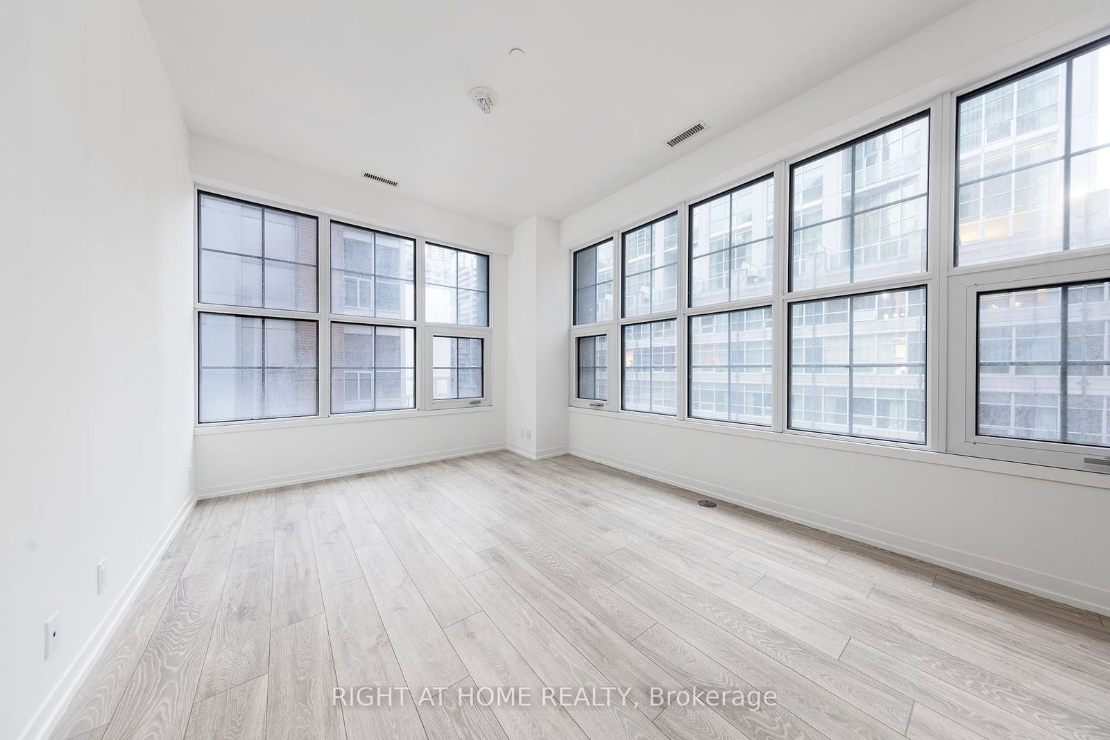 55 Mercer St, unit 605 for sale