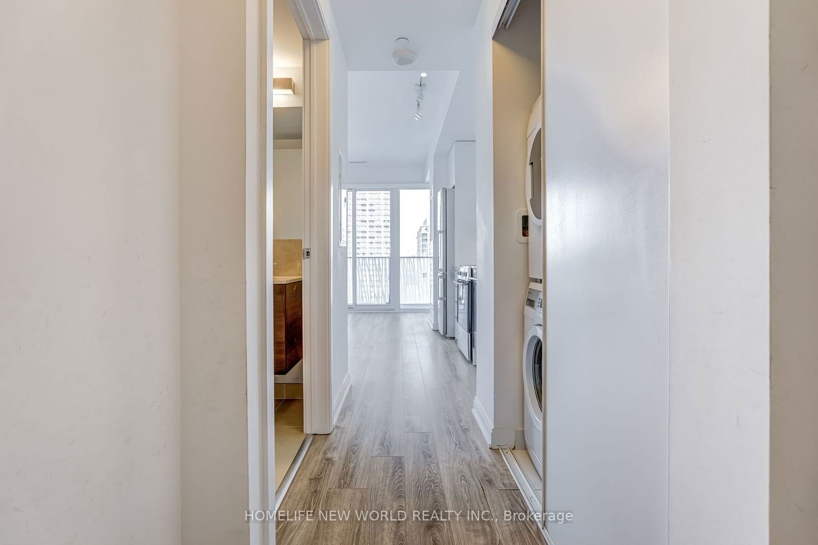 42 Charles St E, unit 2508 for sale