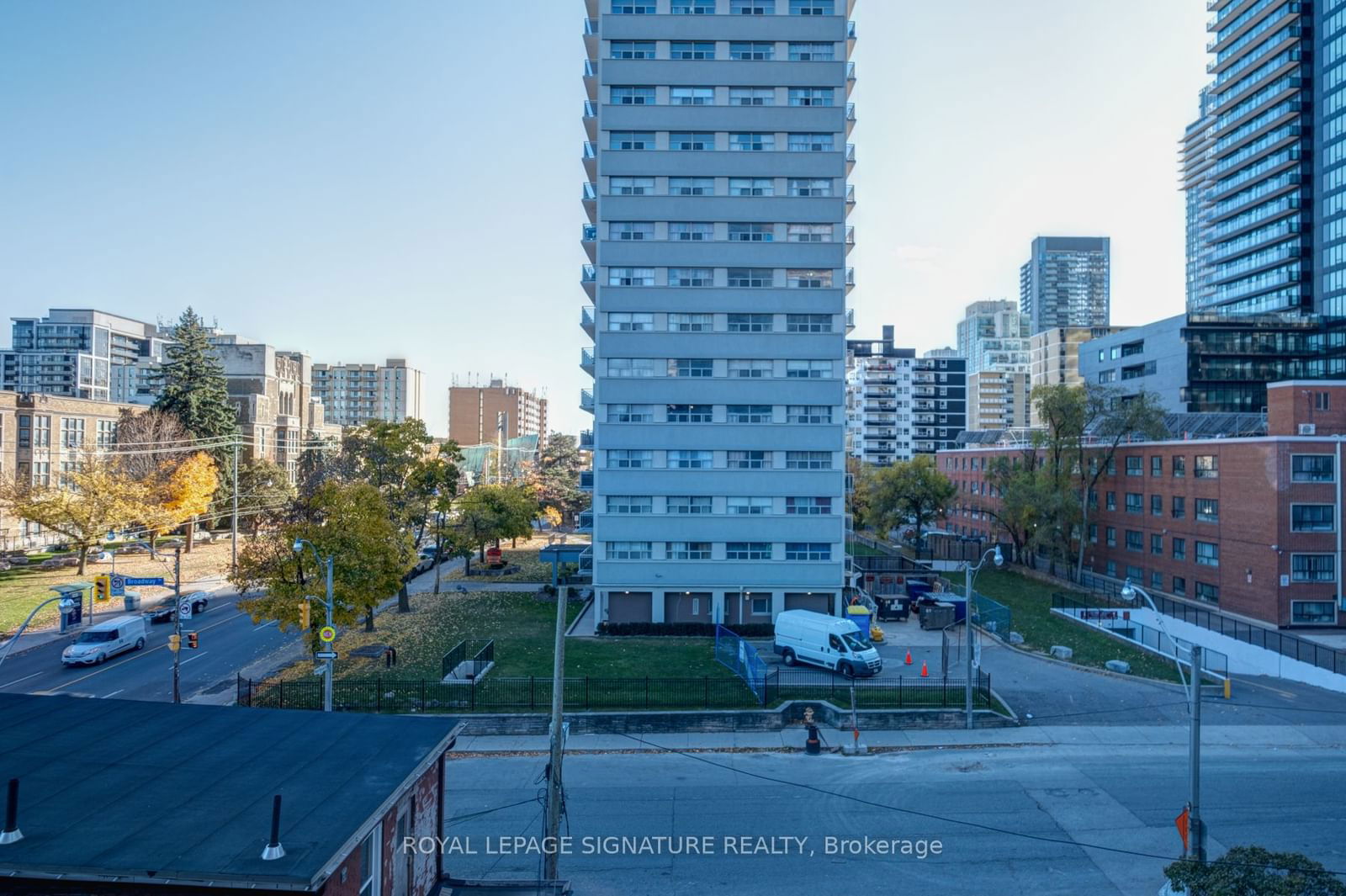 900 Mount Pleasant Rd, unit 425 for sale