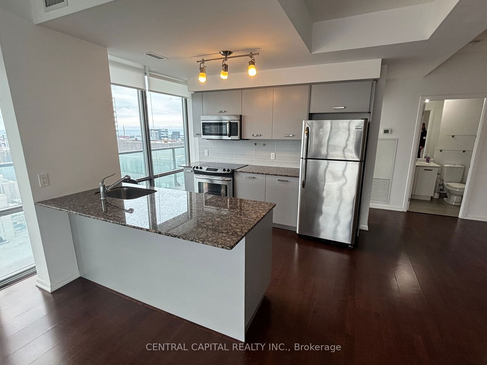 832 Bay St, unit 4805 for sale