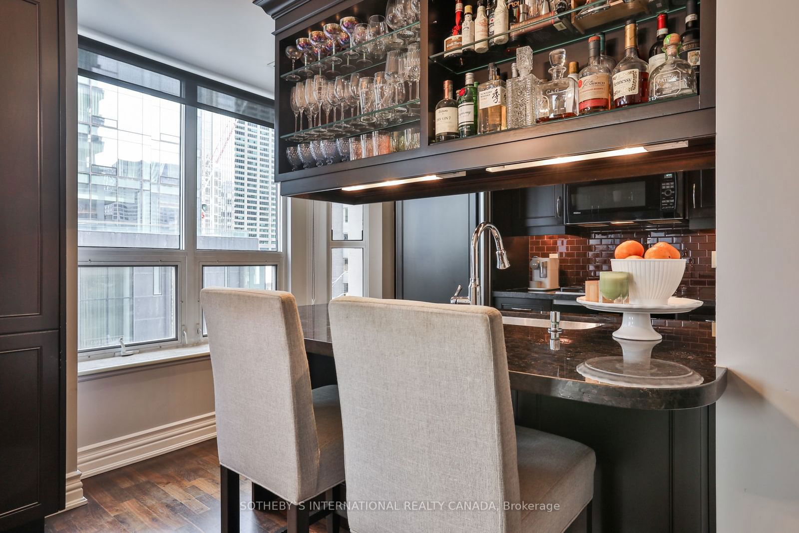 68 Yorkville Ave, unit 308 for sale