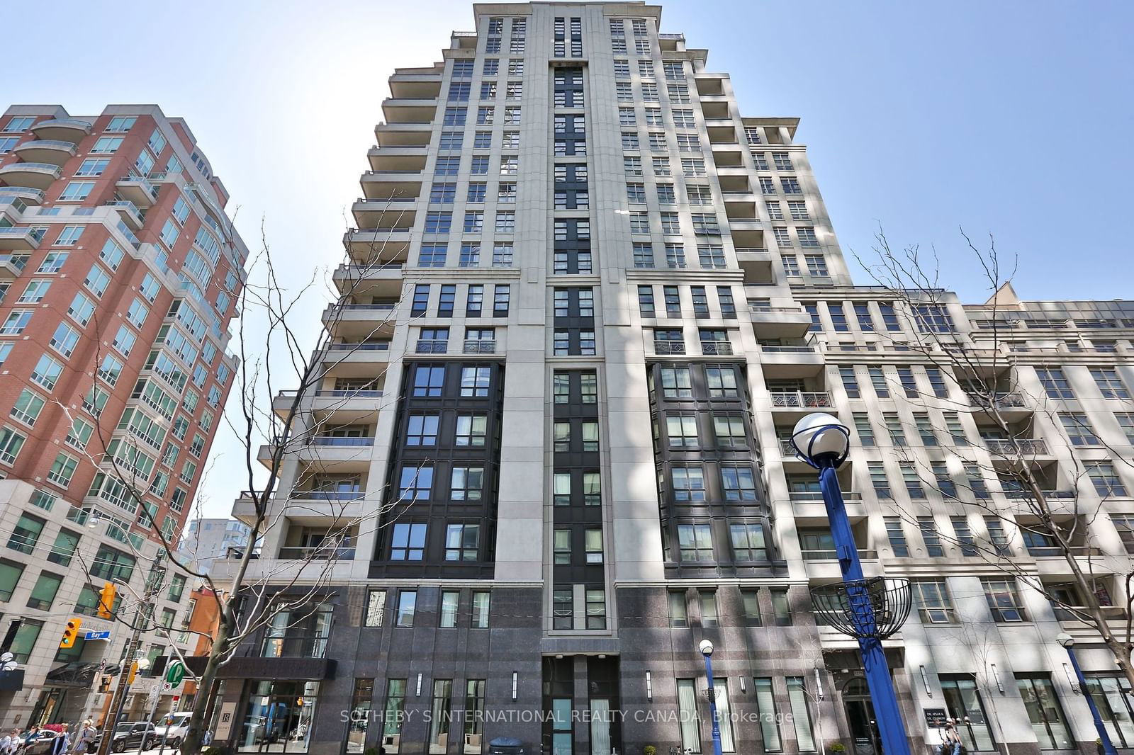 68 Yorkville Ave, unit 308 for sale