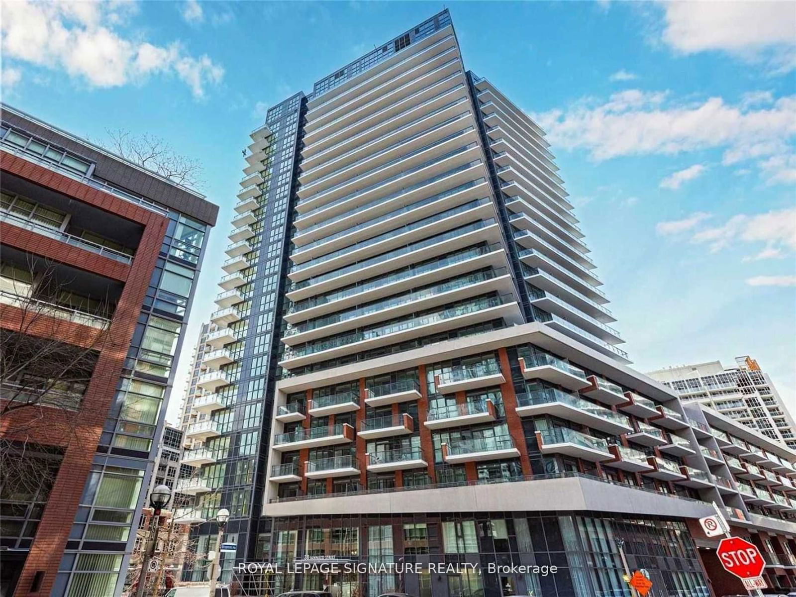 38 Iannuzzi St, unit 611 for rent