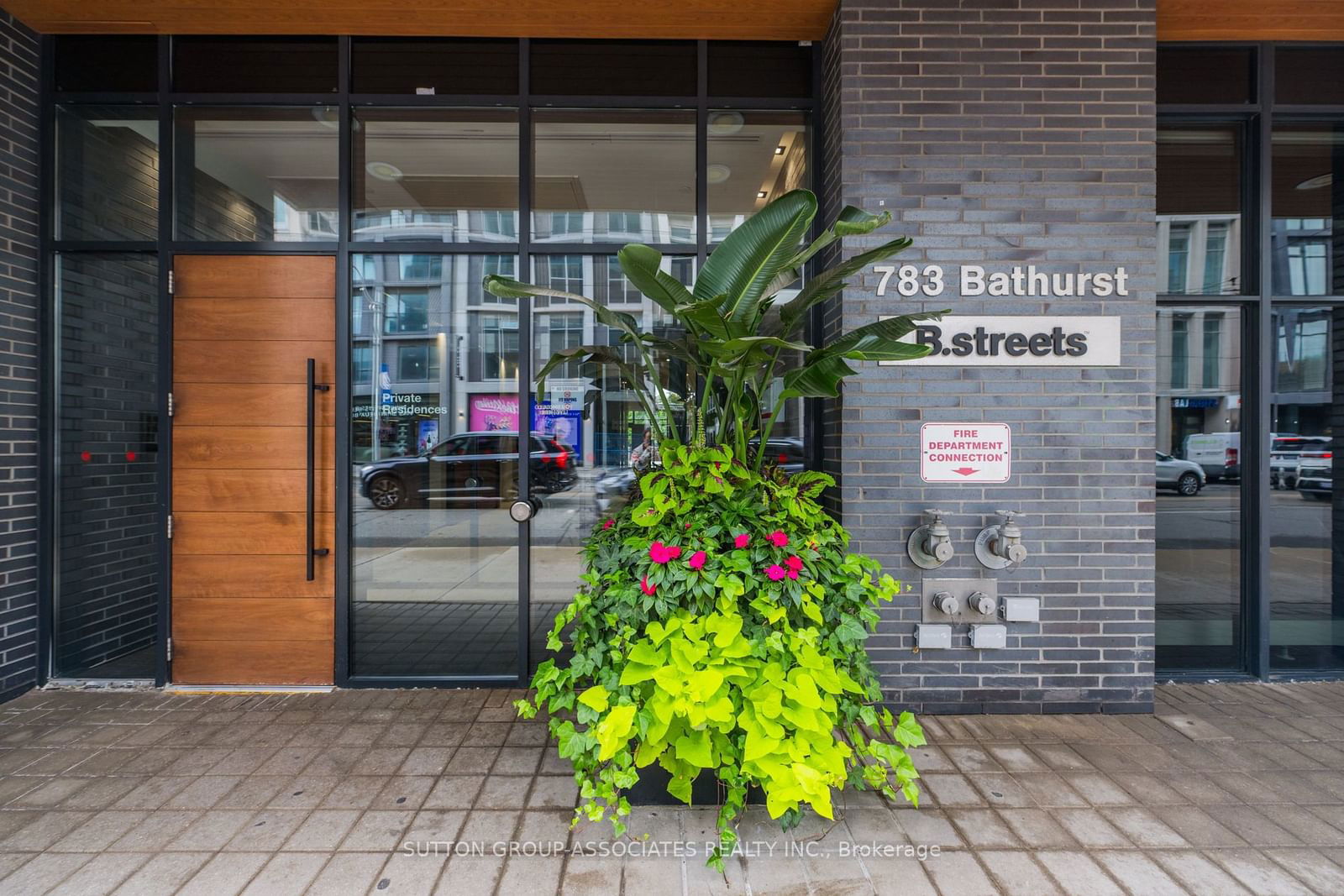 783 Bathurst St, unit 622 for sale