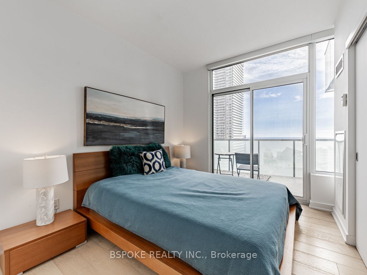 1 Market St, unit 1810 for rent