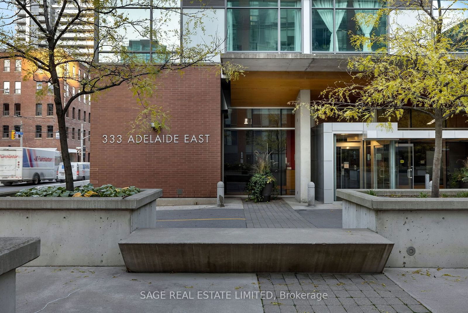 333 Adelaide St E, unit 717 for sale