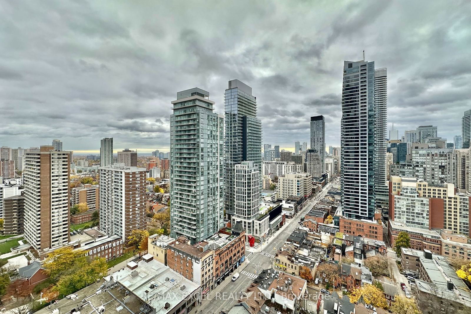 75 St Nicholas St, unit 2403 for sale