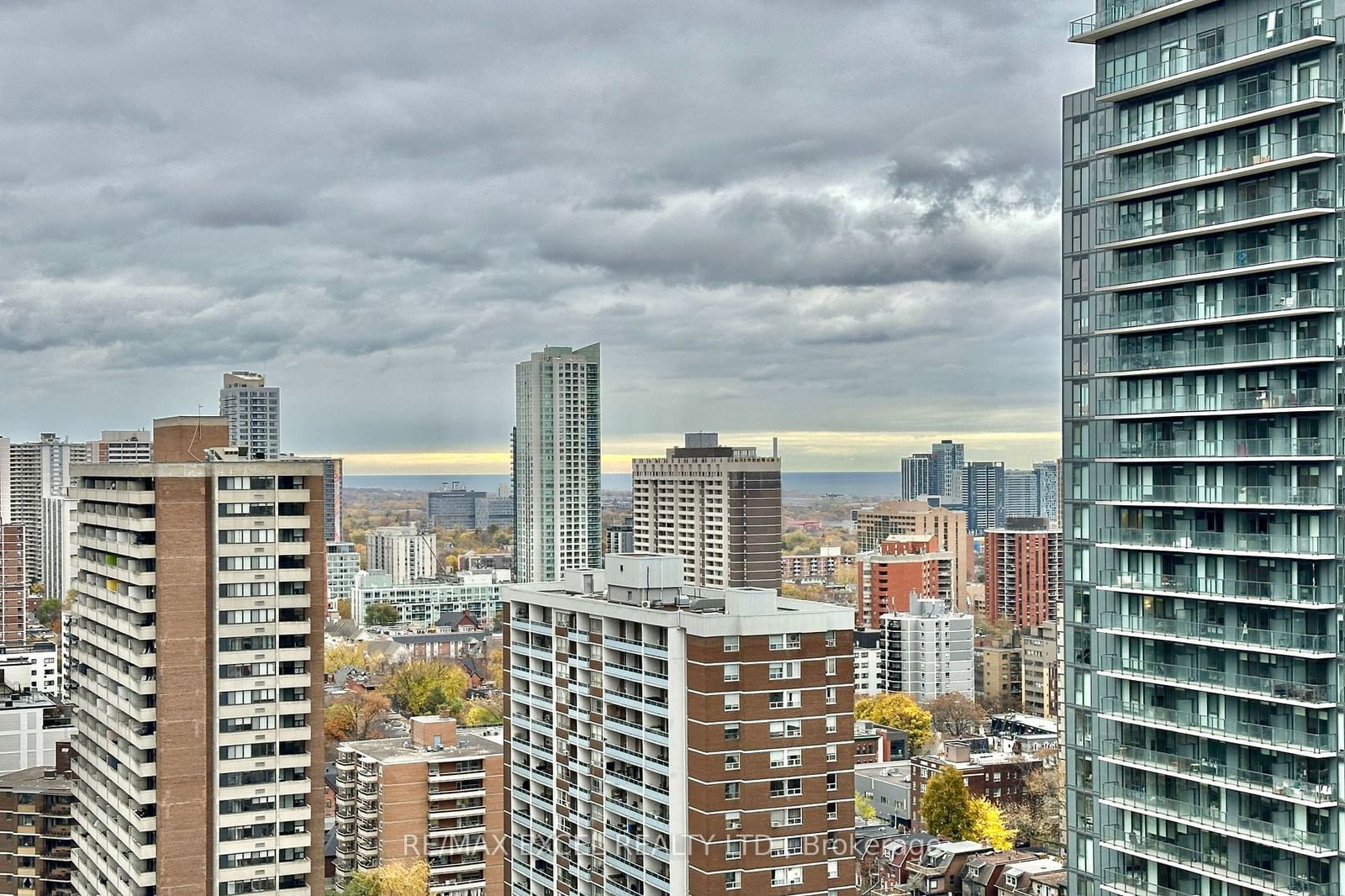 75 St Nicholas St, unit 2403 for sale