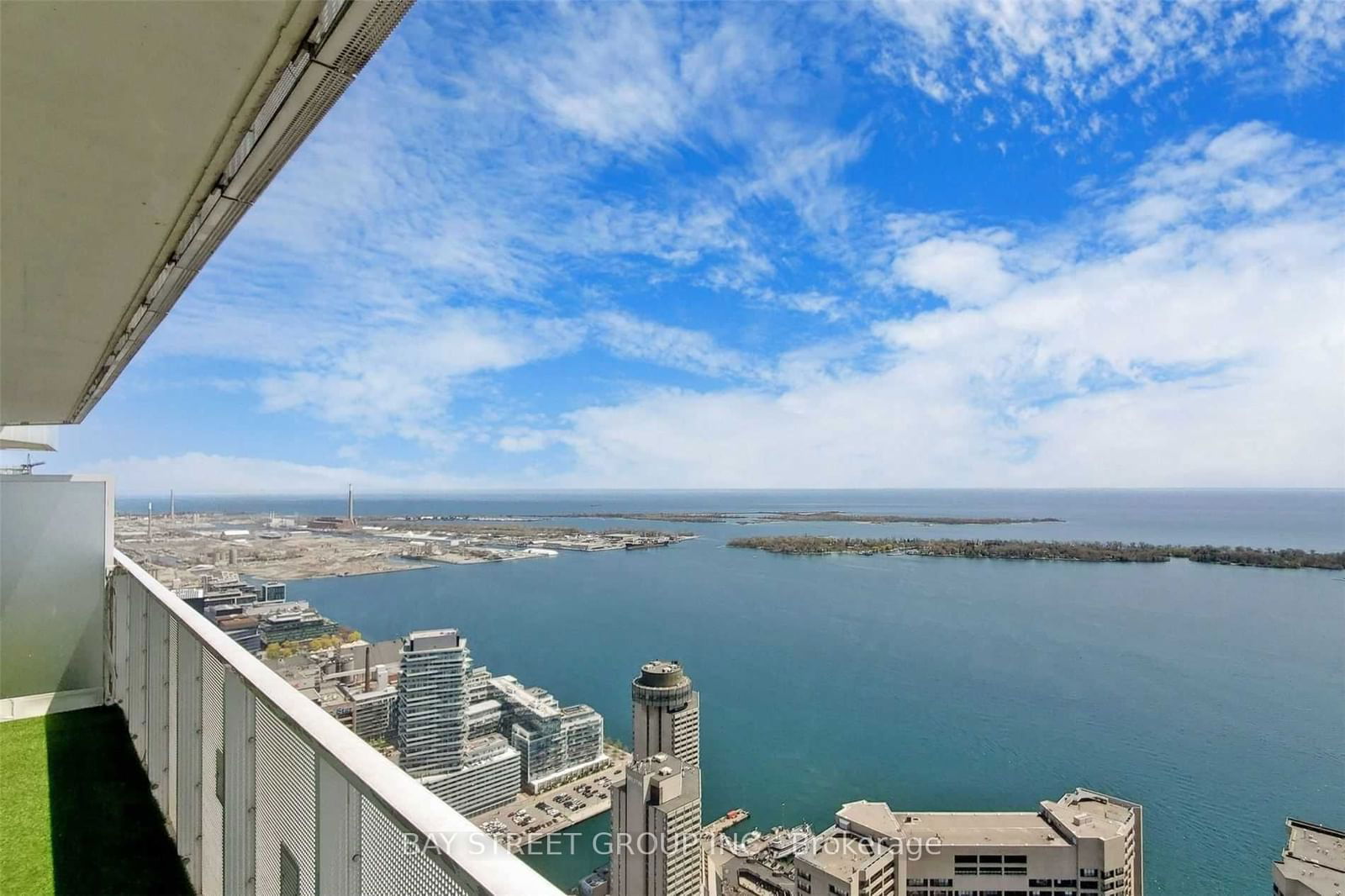 88 Harbour St, unit 7310 for rent