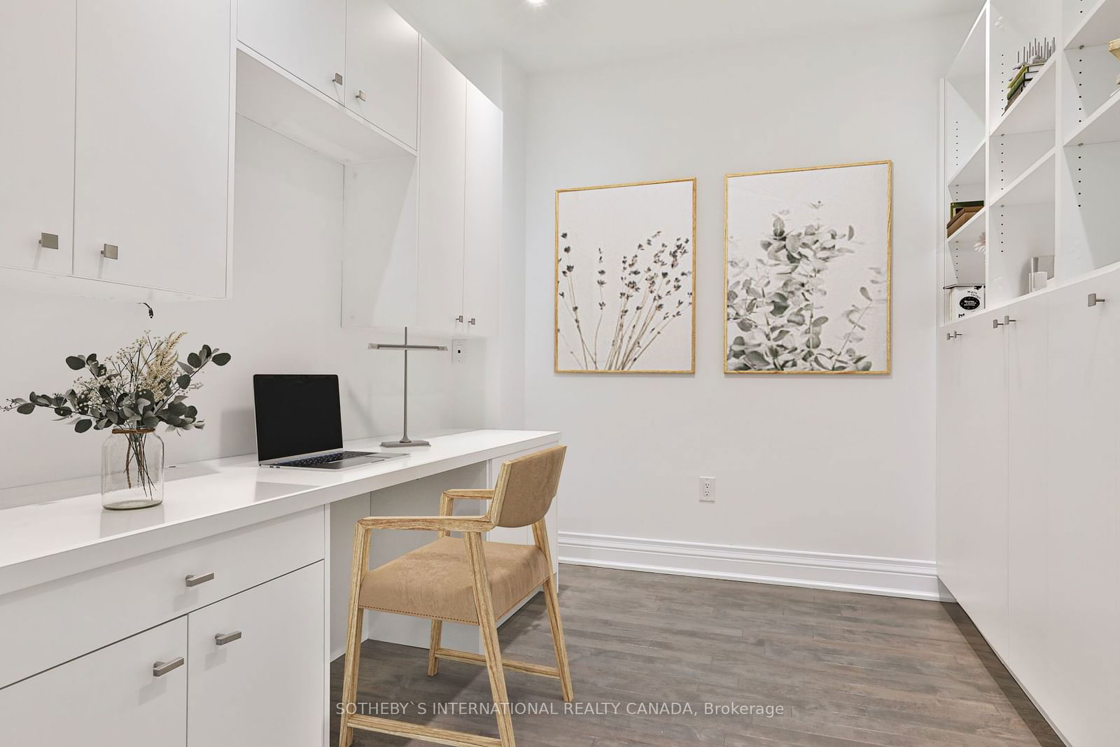 61 Yorkville Ave, unit 15E for rent