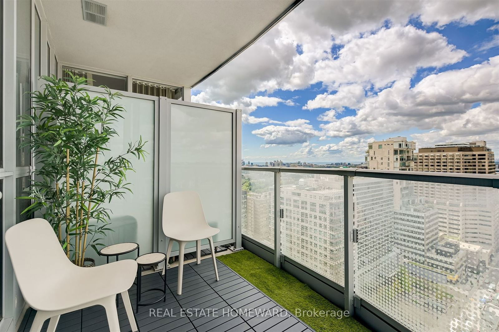 88 Cumberland St, unit 2503 for rent