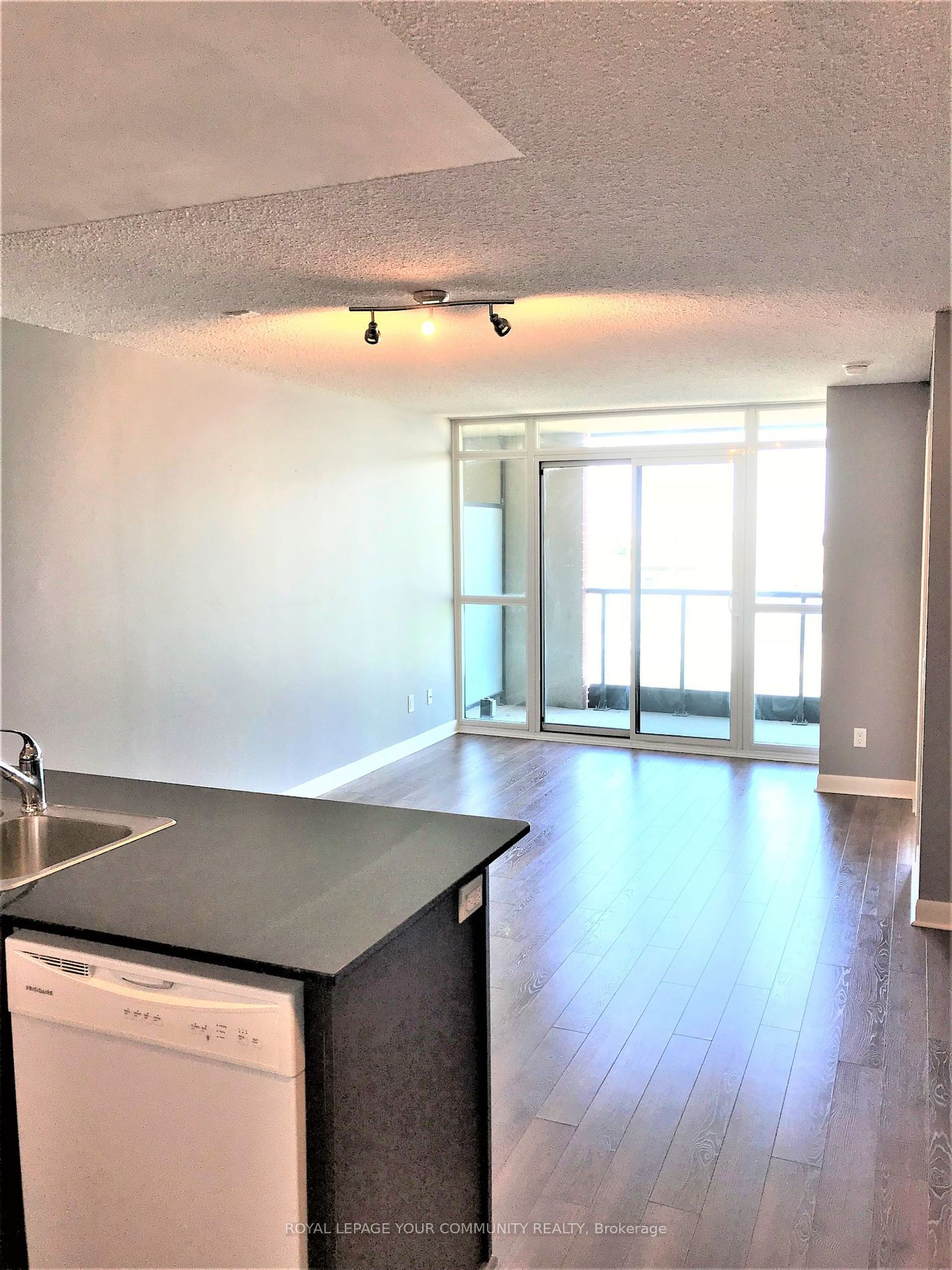 525 Wilson Ave, unit 561 for rent