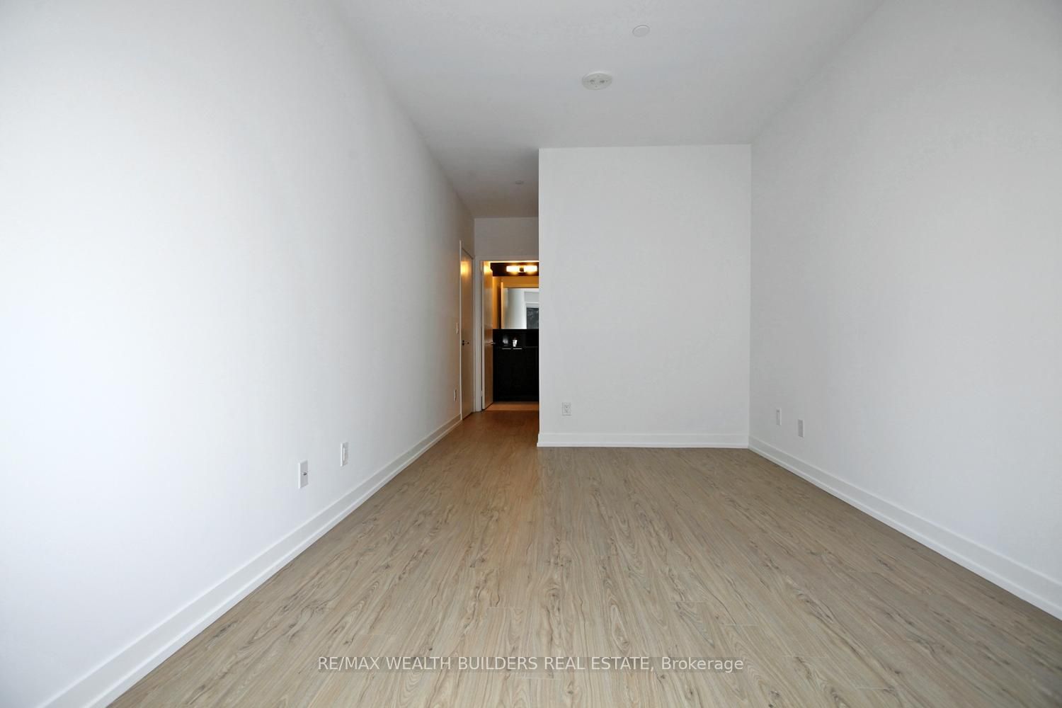 85 Wood St, unit Th02 for rent