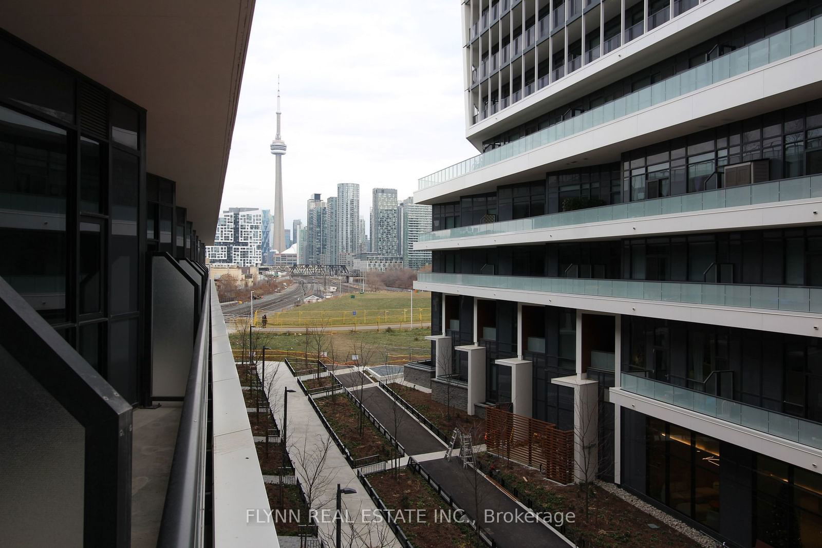 50 Ordnance St, unit 323 for rent