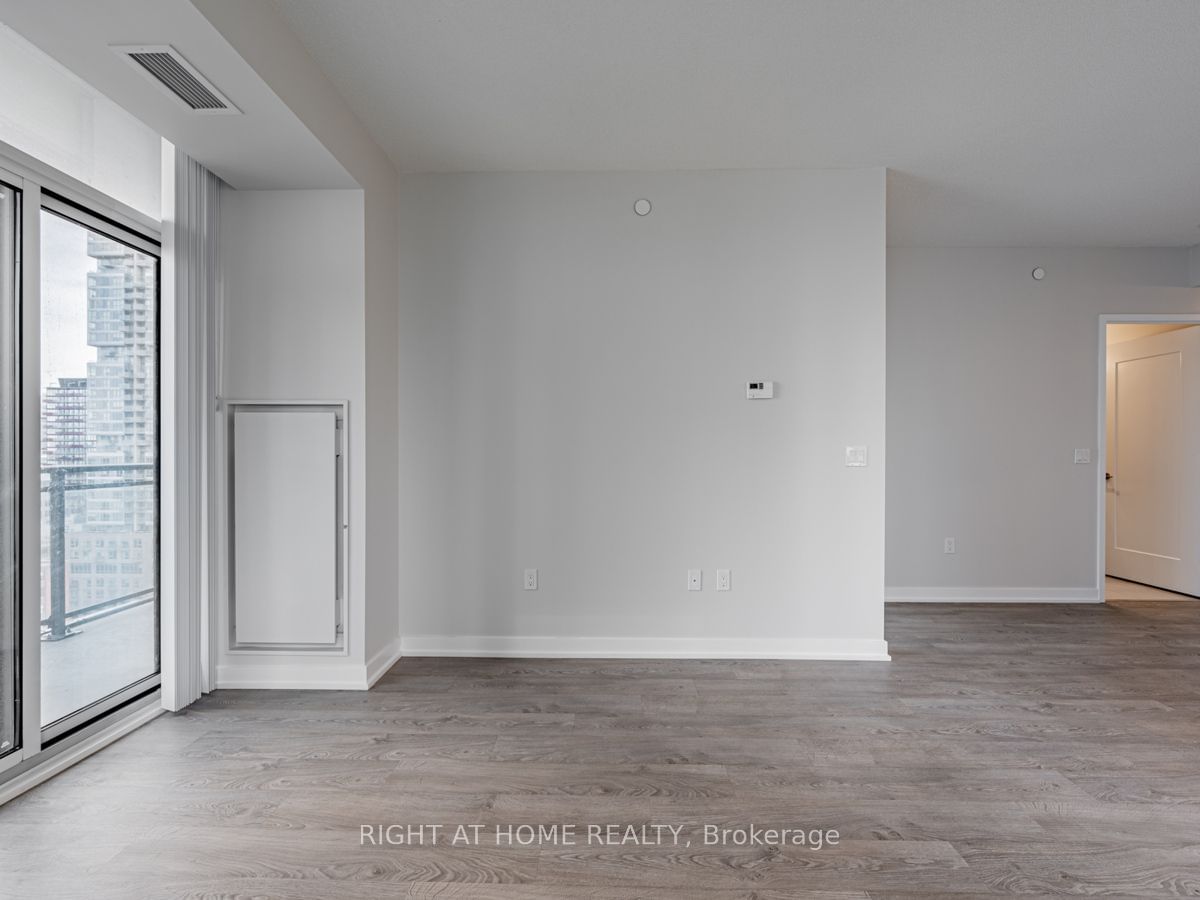 99 John St, unit 1607 for rent