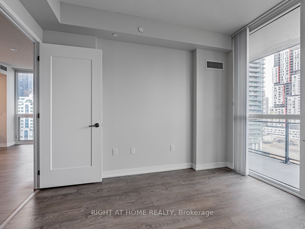 99 John St, unit 1607 for rent