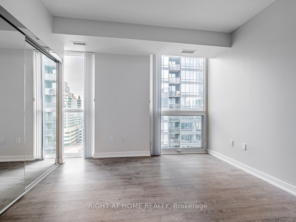 99 John St, unit 1607 for rent