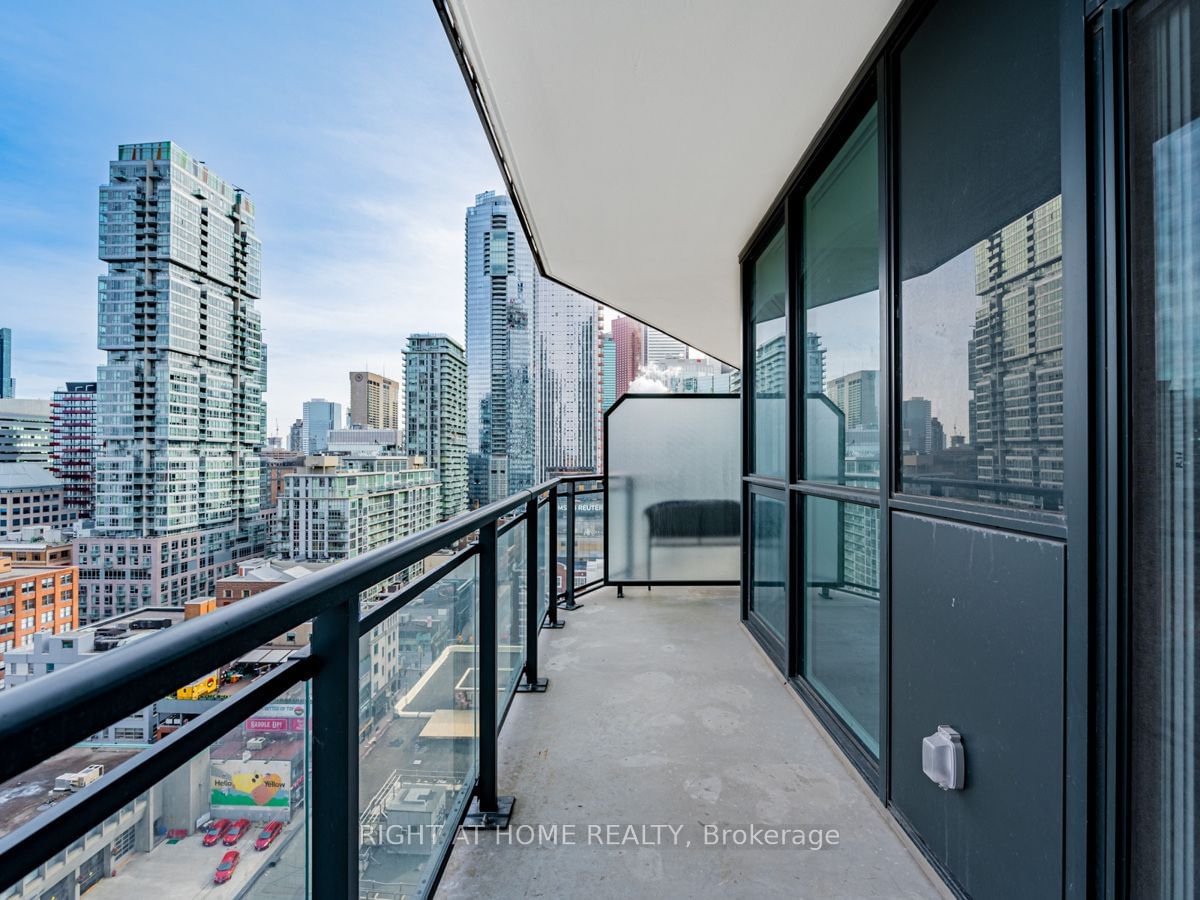 99 John St, unit 1607 for rent