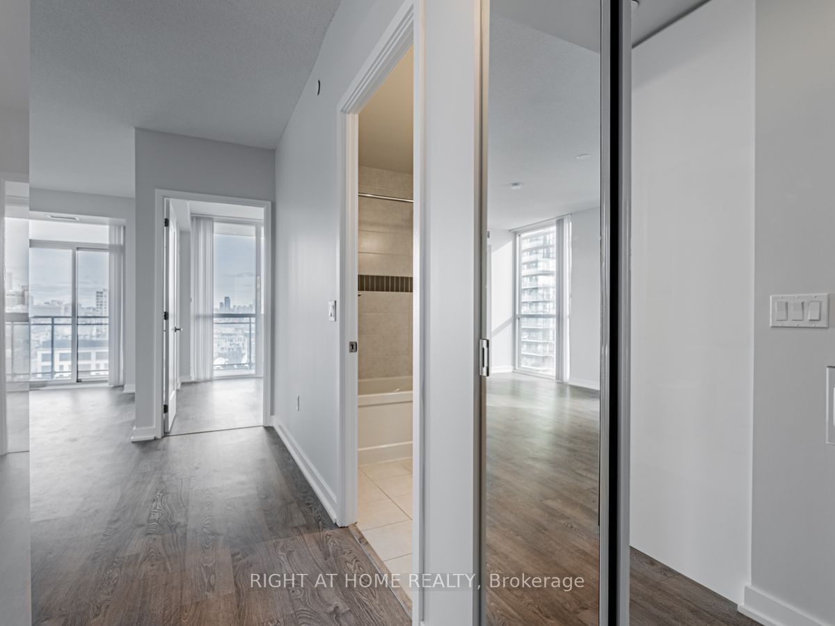 99 John St, unit 1607 for rent