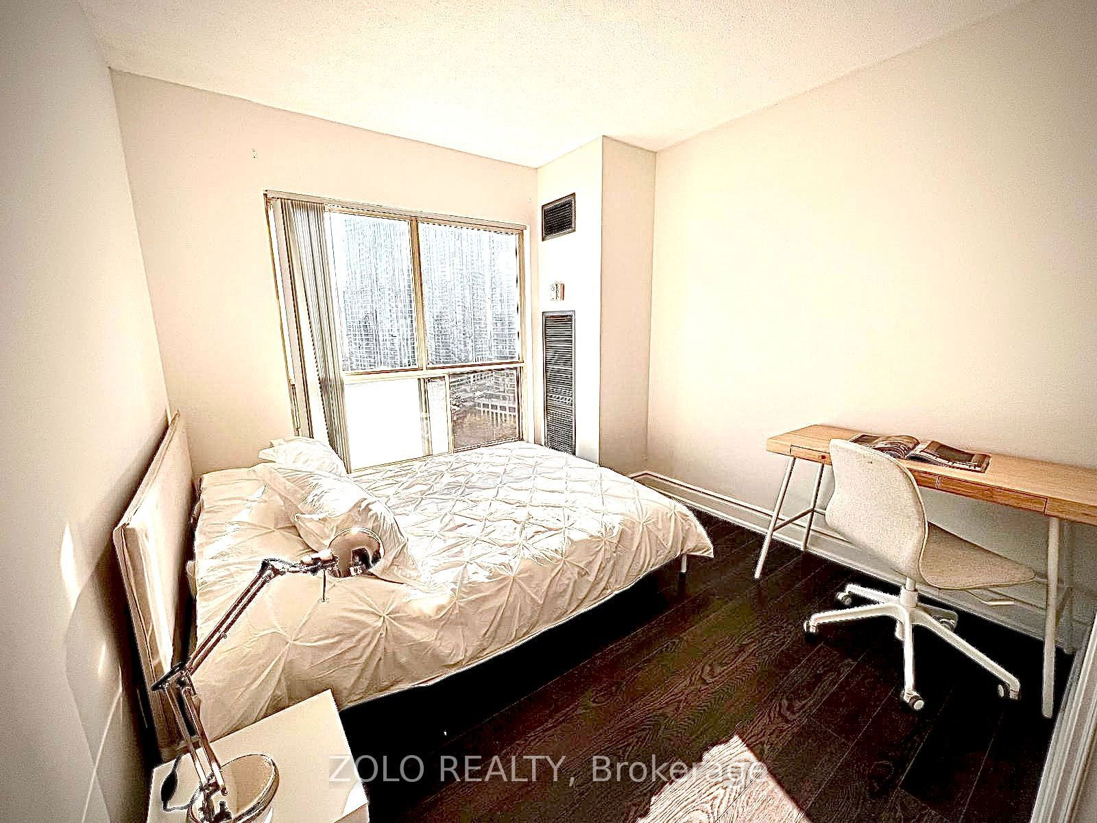 25 The Esplanade, unit 1920 for sale