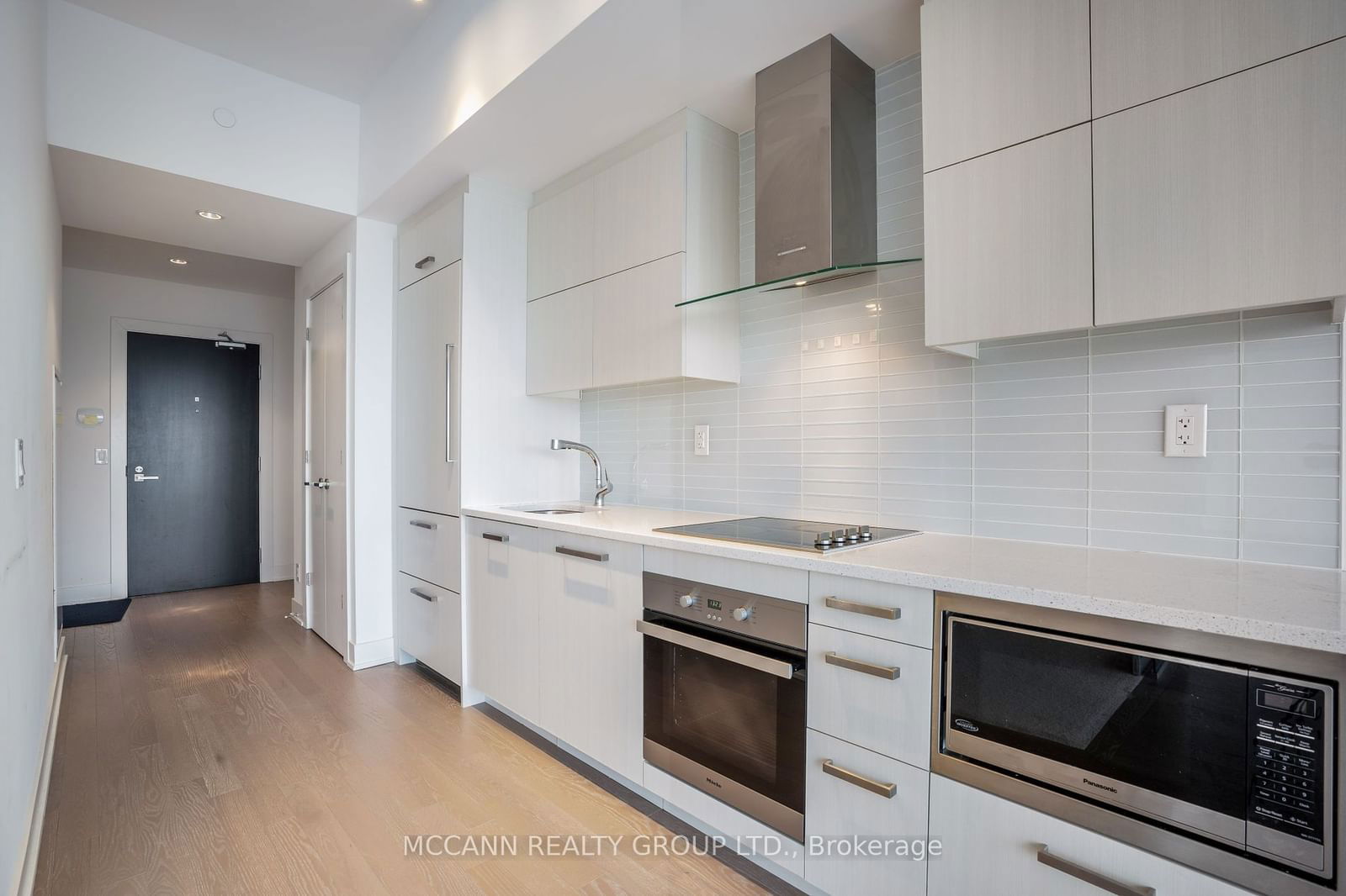 3018 Yonge St, unit 1112 for rent