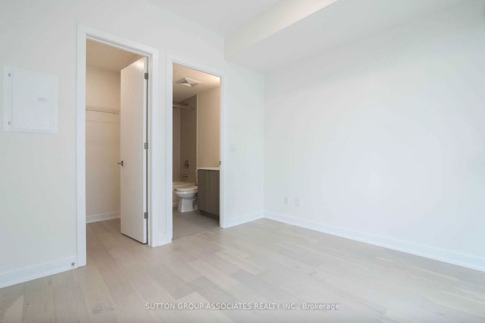 840 St Clair Ave W, unit 416 for sale