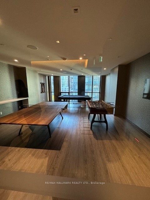 1 Yorkville Ave, unit 1205 for rent