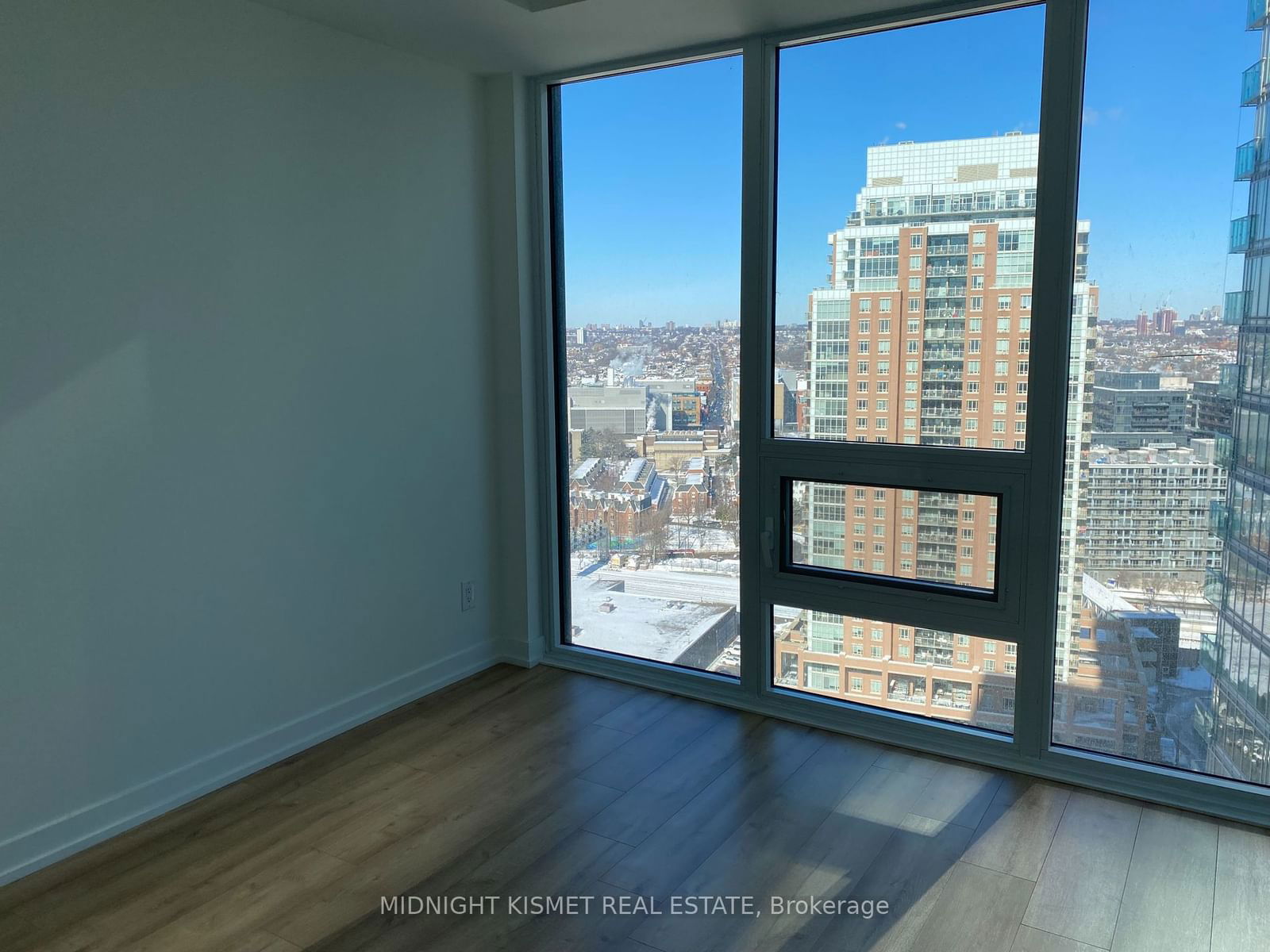 135 East Liberty St, unit 2006 for rent