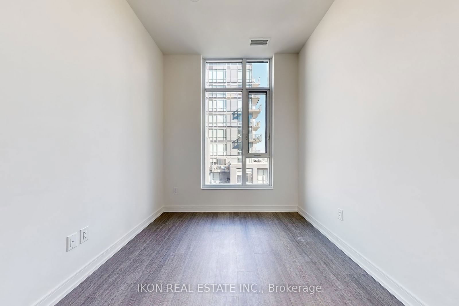 425 Front St E, unit 609 for rent