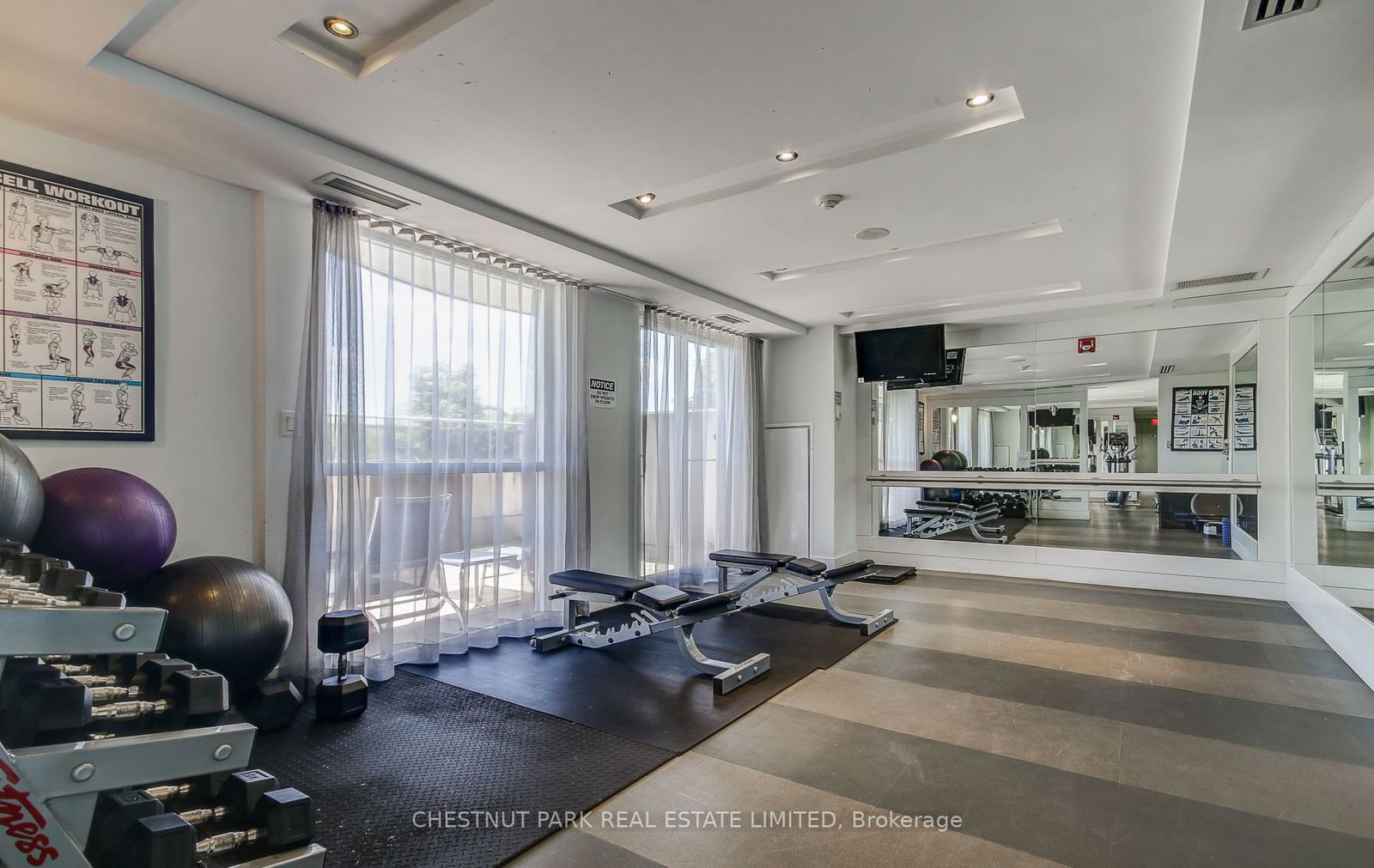 1430 Yonge St, unit 302 for sale