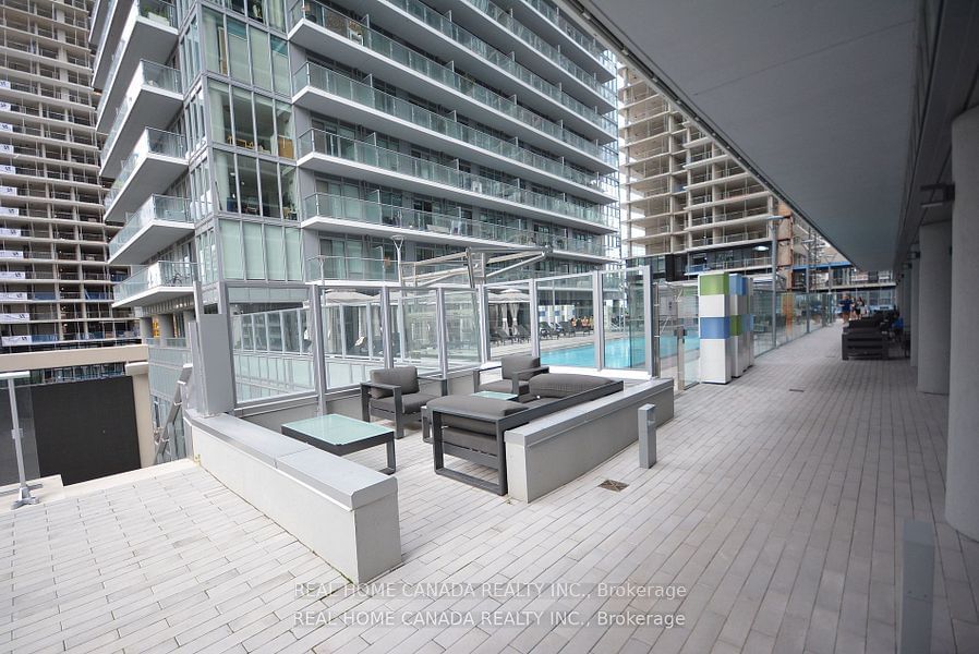 195 Redpath Ave, unit 2704 for rent