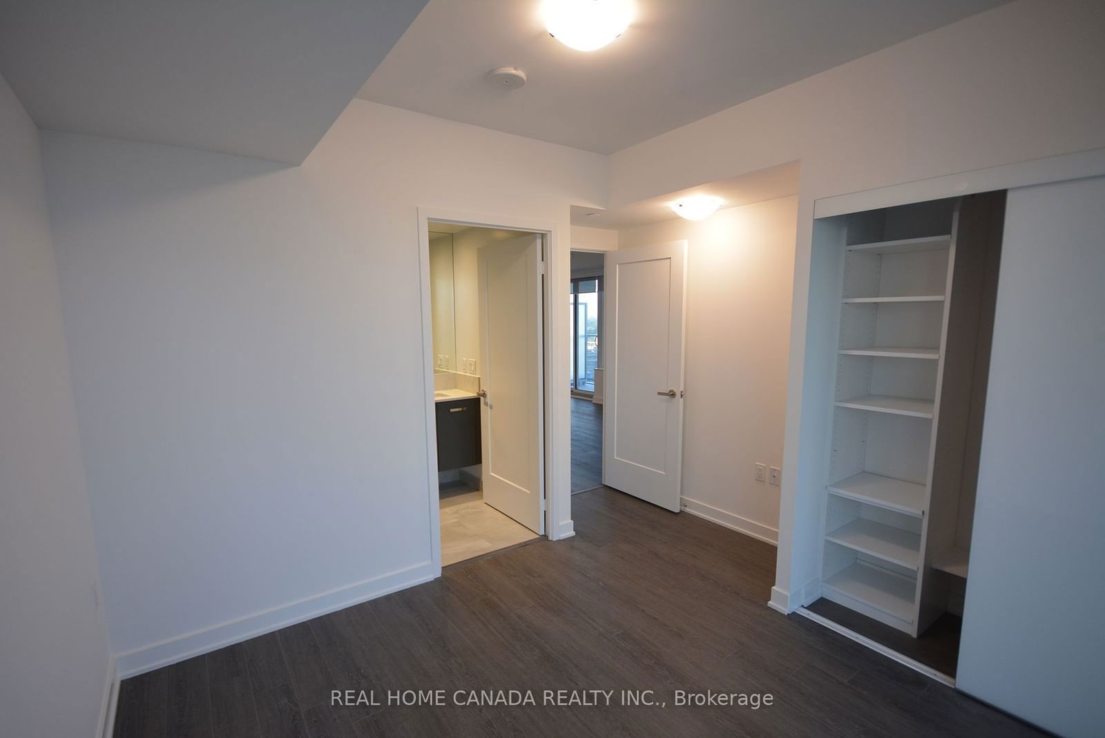 195 Redpath Ave, unit 2704 for rent