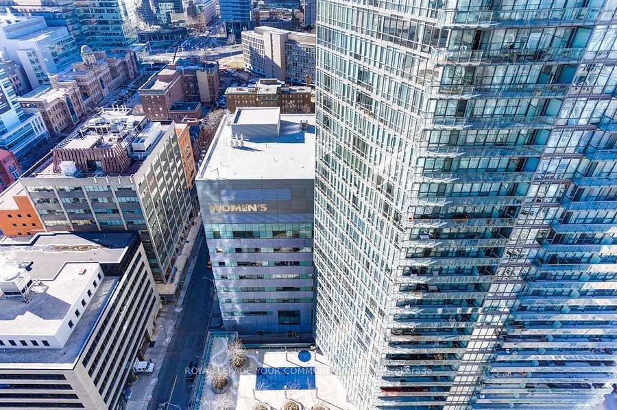 38 Grenville St, unit 3102 for rent