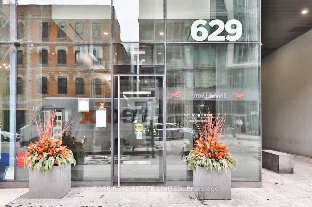 629 King St W, unit 824 for rent