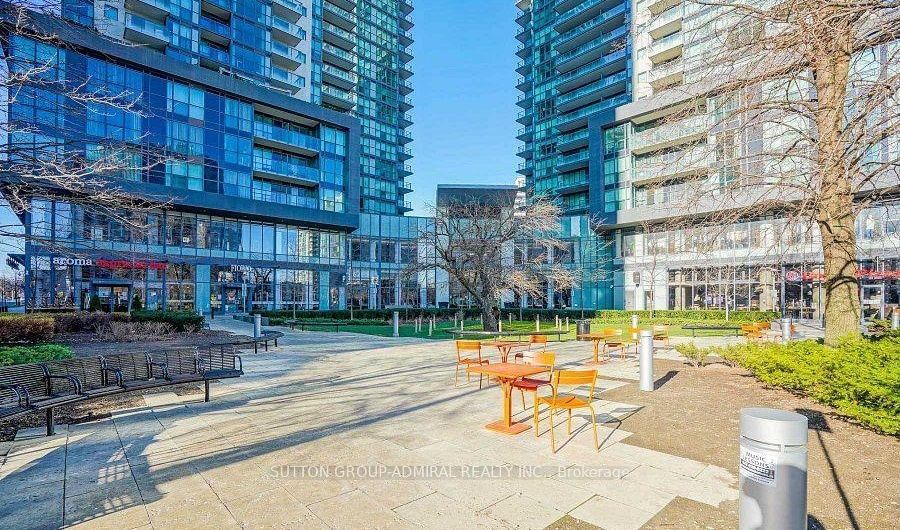 5168 Yonge St, unit 1101 for rent