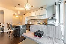 8 Mercer St, unit 401 for sale