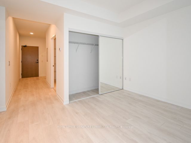 225 Sumach St, unit 502 for rent