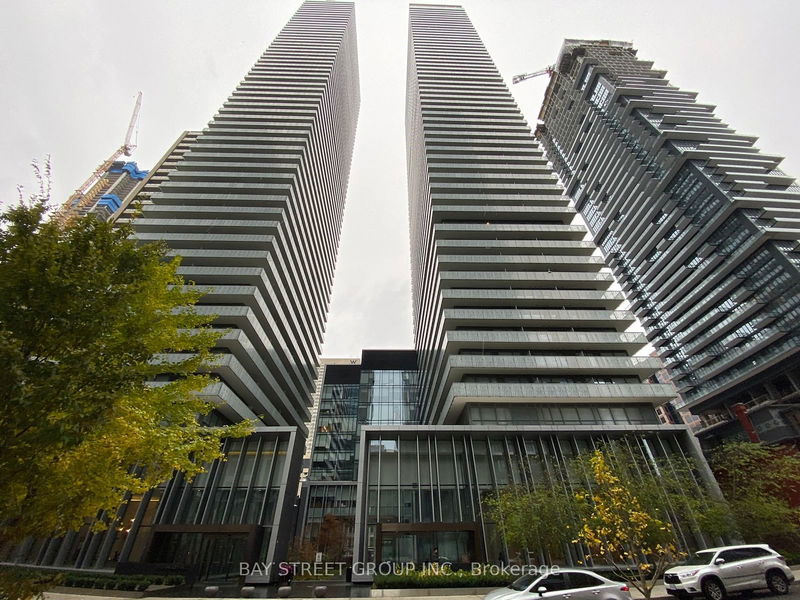 50 Charles St E, unit 706 for rent