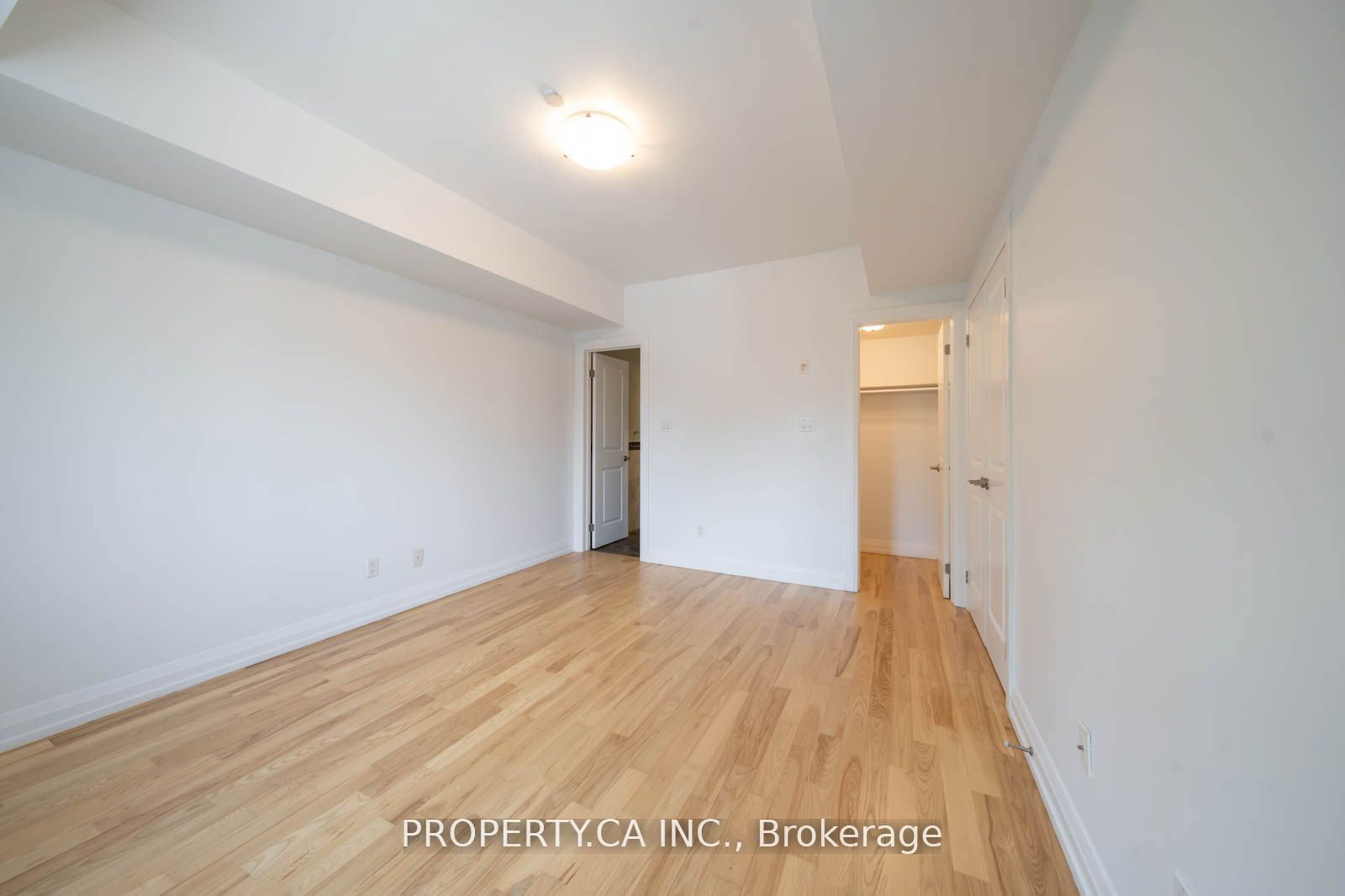 473 Dupont St, unit 3 for sale