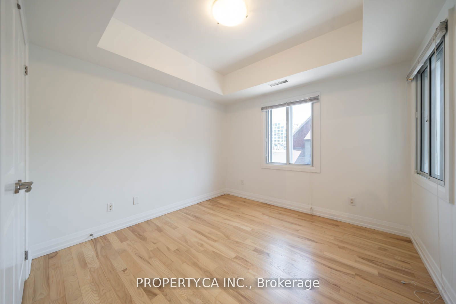 473 Dupont St, unit 3 for sale