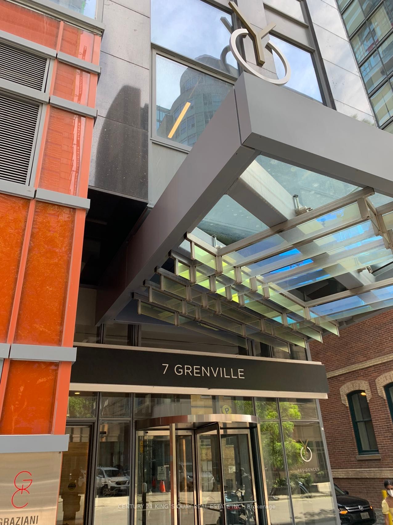 7 Grenville St, unit 1105 for rent