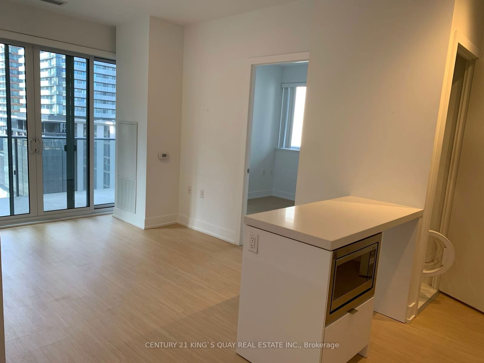 7 Grenville St, unit 1105 for rent