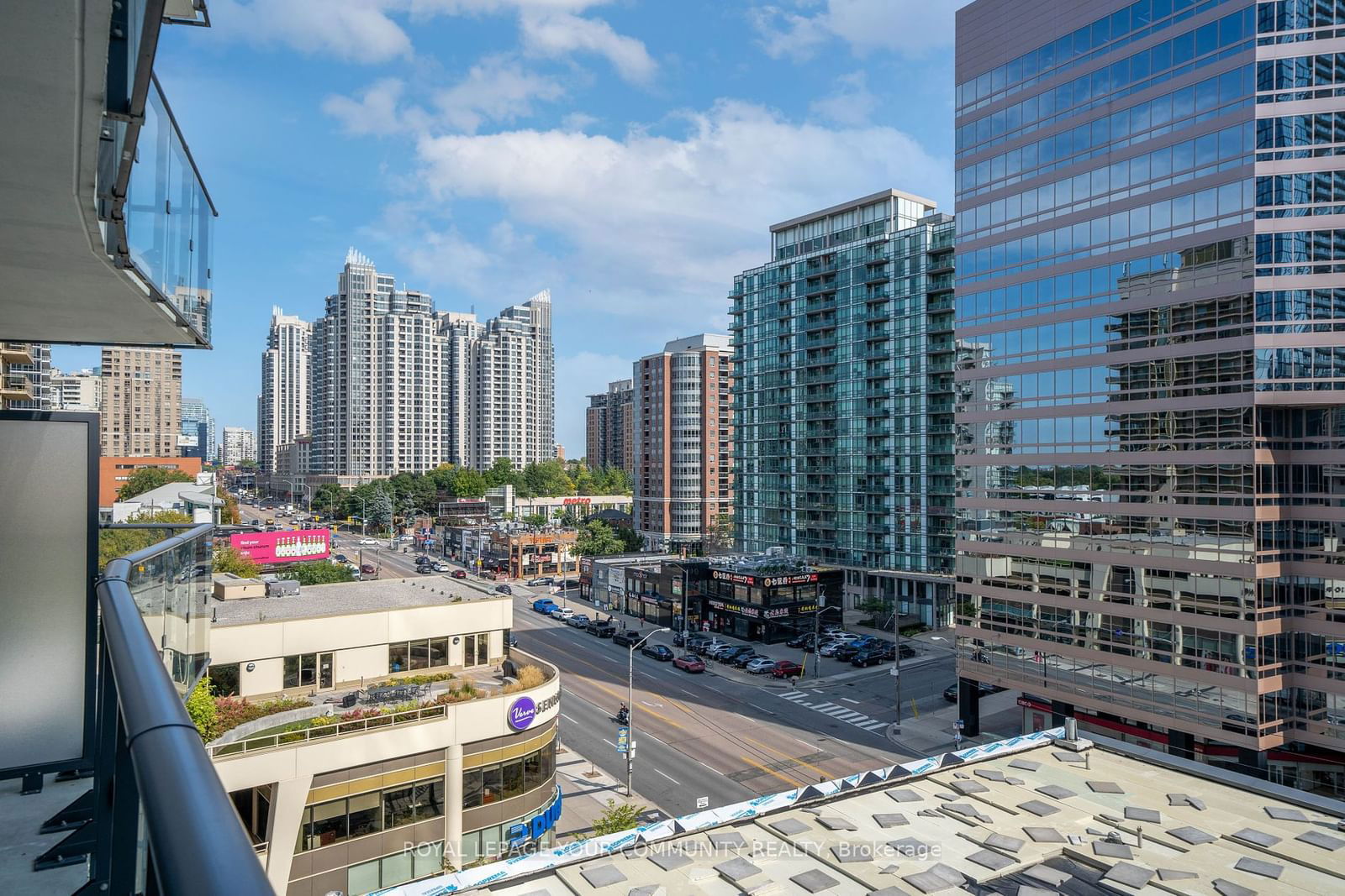 Ellie Condos, North York, Toronto