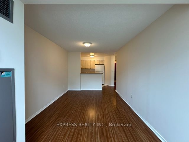 29 Pemberton Ave, unit 906 for rent