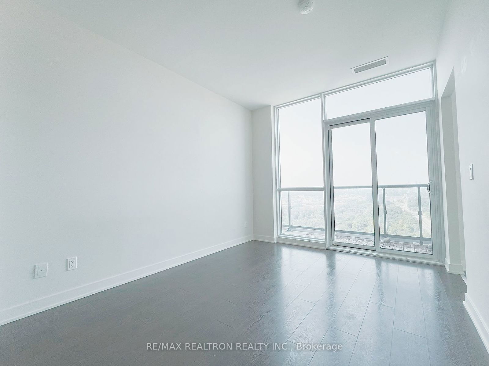 6 Sonic Way, unit 3101 for rent