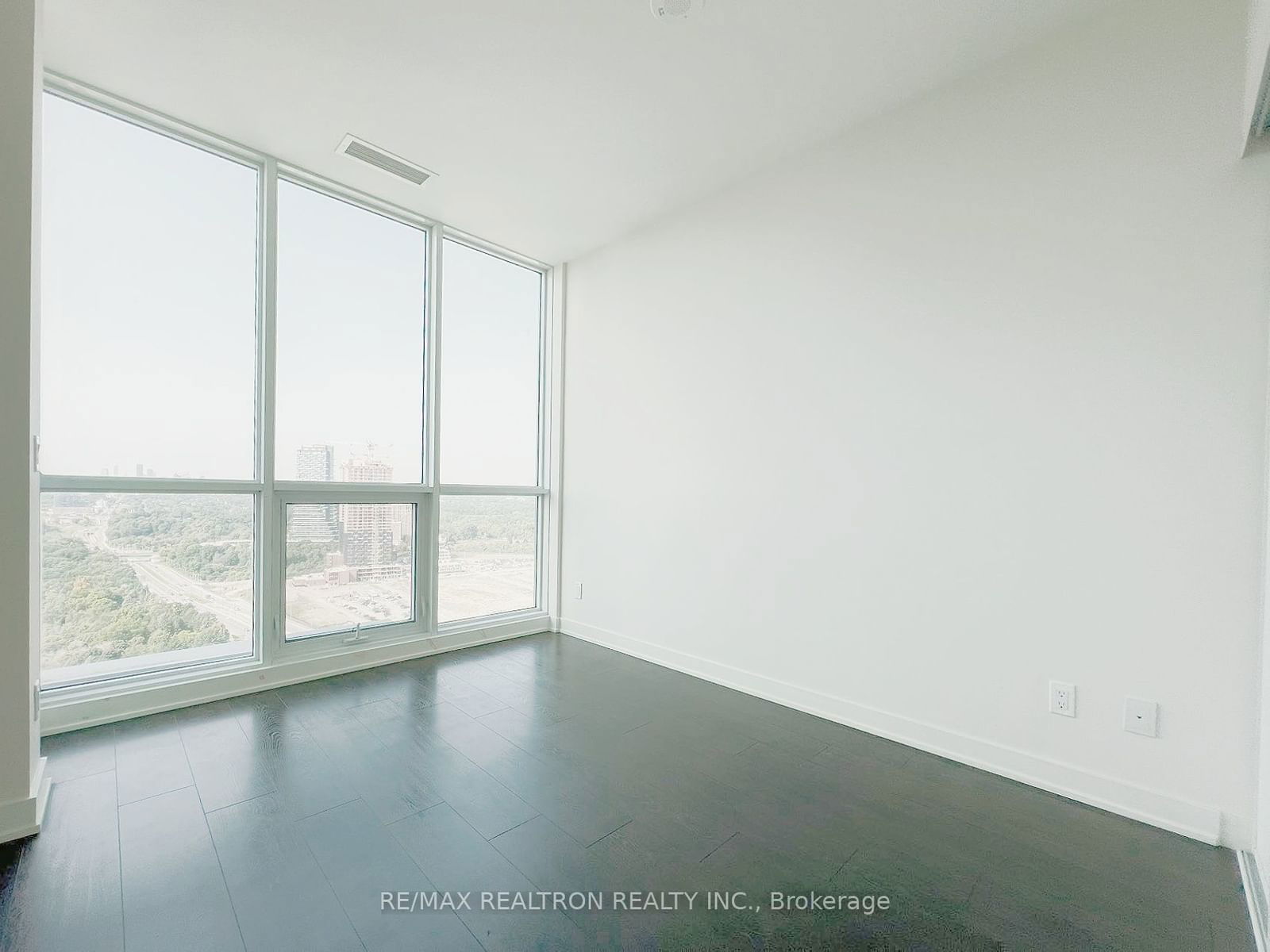 6 Sonic Way, unit 3101 for rent