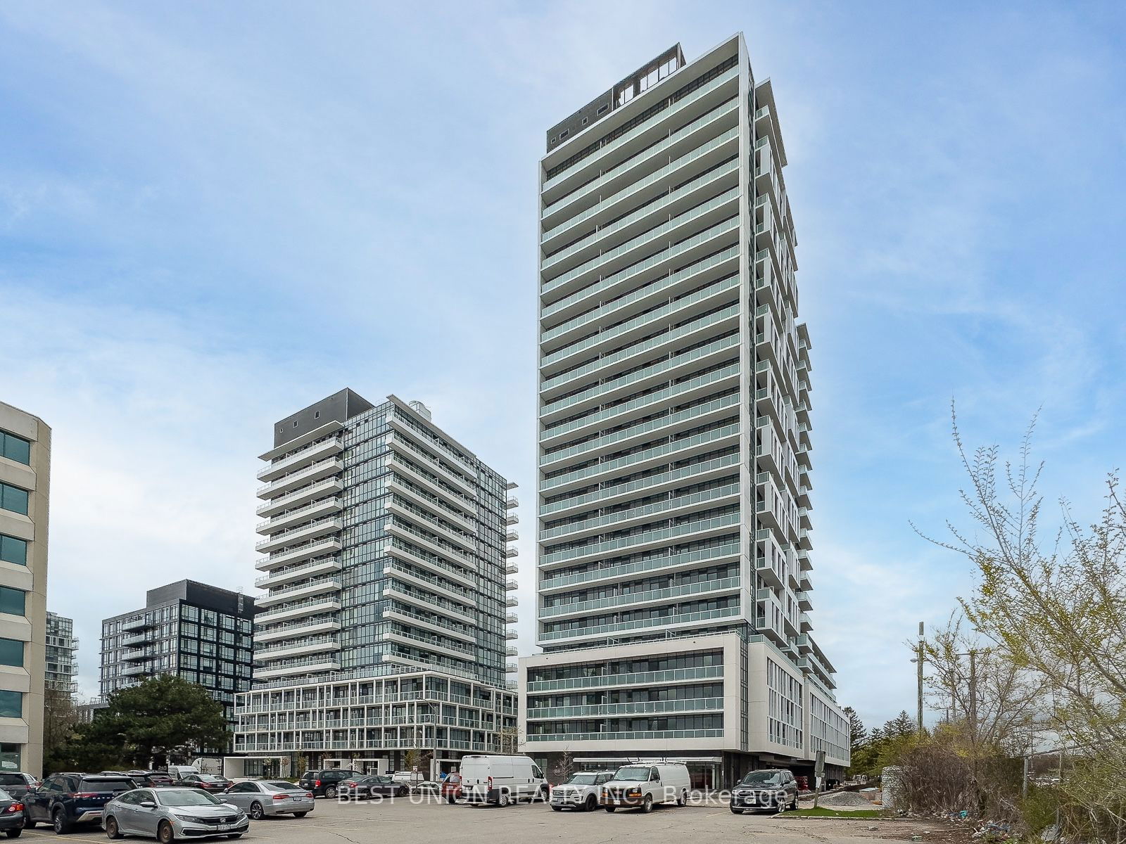 188 Fairview Mall Dr, unit 703 for sale