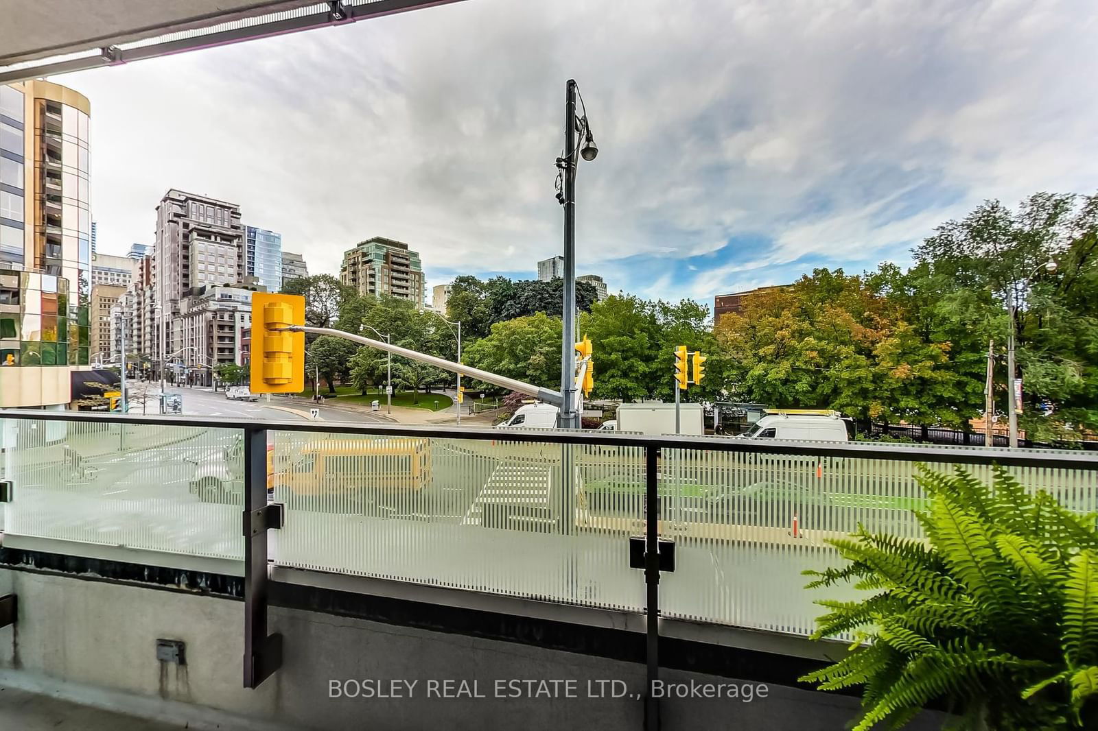 88 Davenport Rd, unit 206 for sale